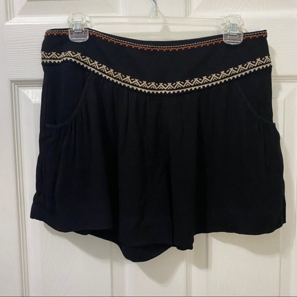 Anthropologie x Elevenses Black Tribal Linen Shorts - size 4